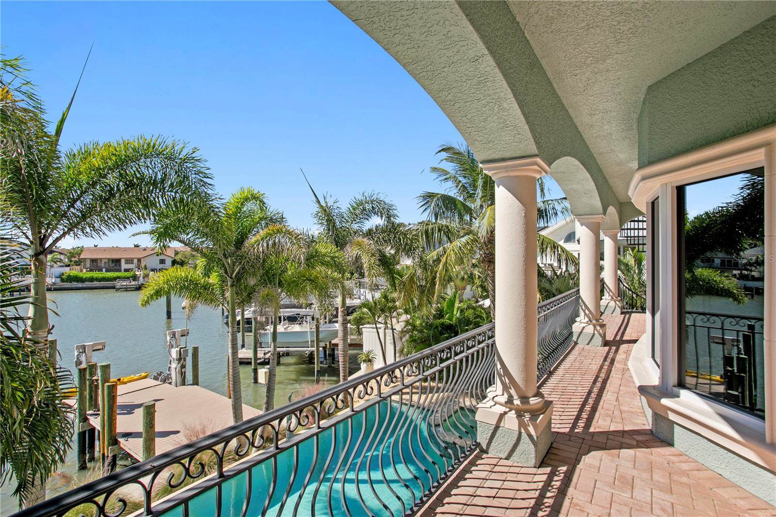 5954 Skimmer Point Boulevard South, Gulfport, FL 33707