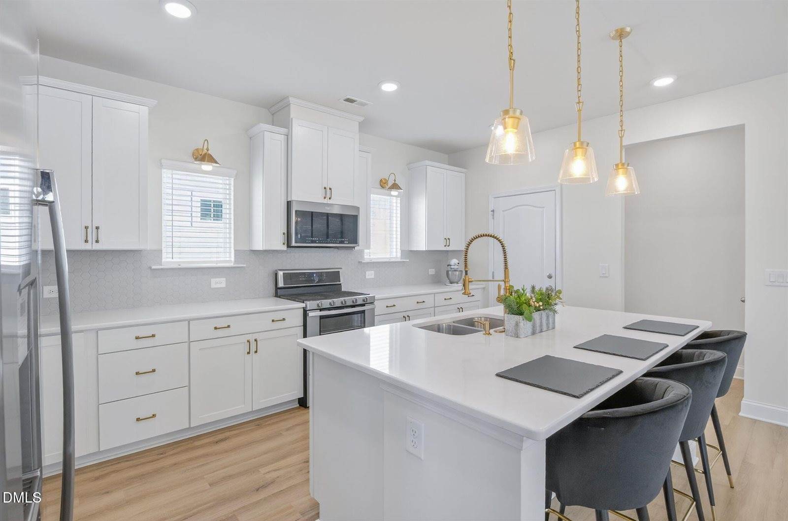 136 Azalea View Way, Holly Springs, NC 27540