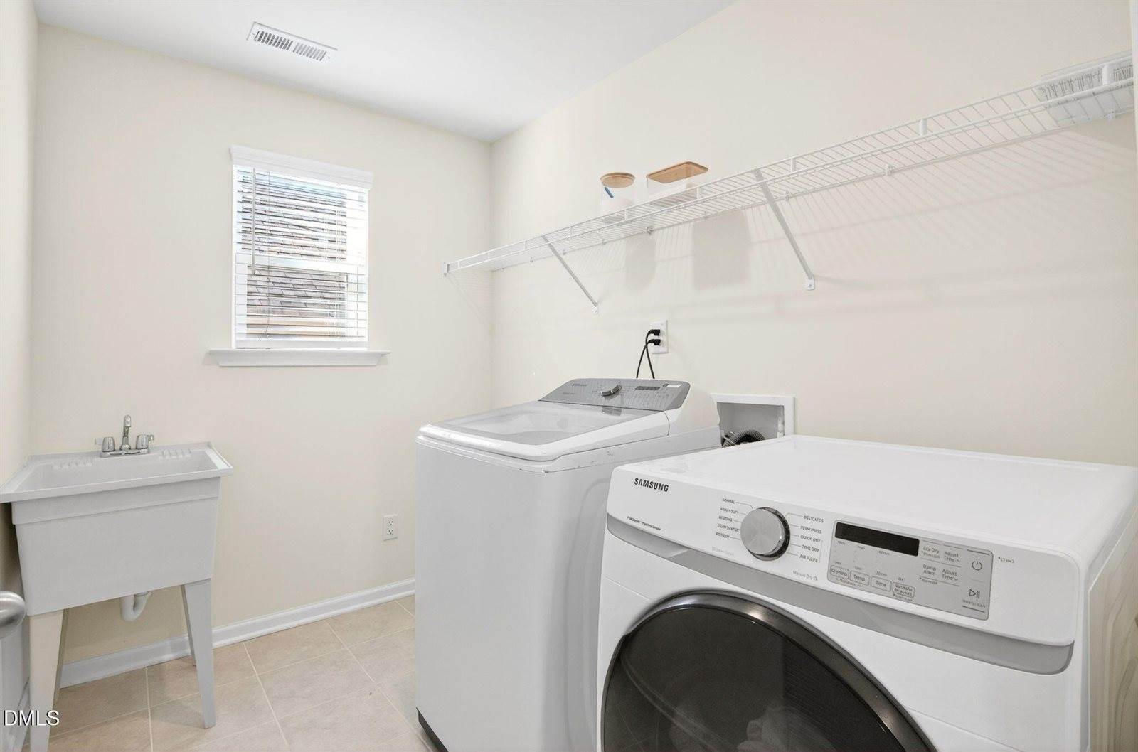 136 Azalea View Way, Holly Springs, NC 27540