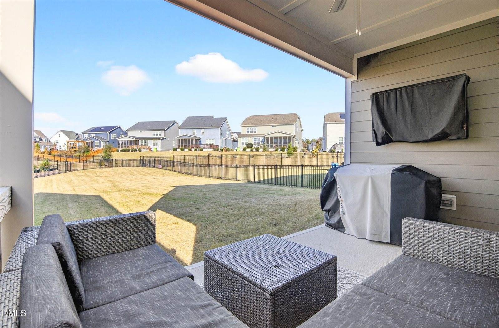 136 Azalea View Way, Holly Springs, NC 27540