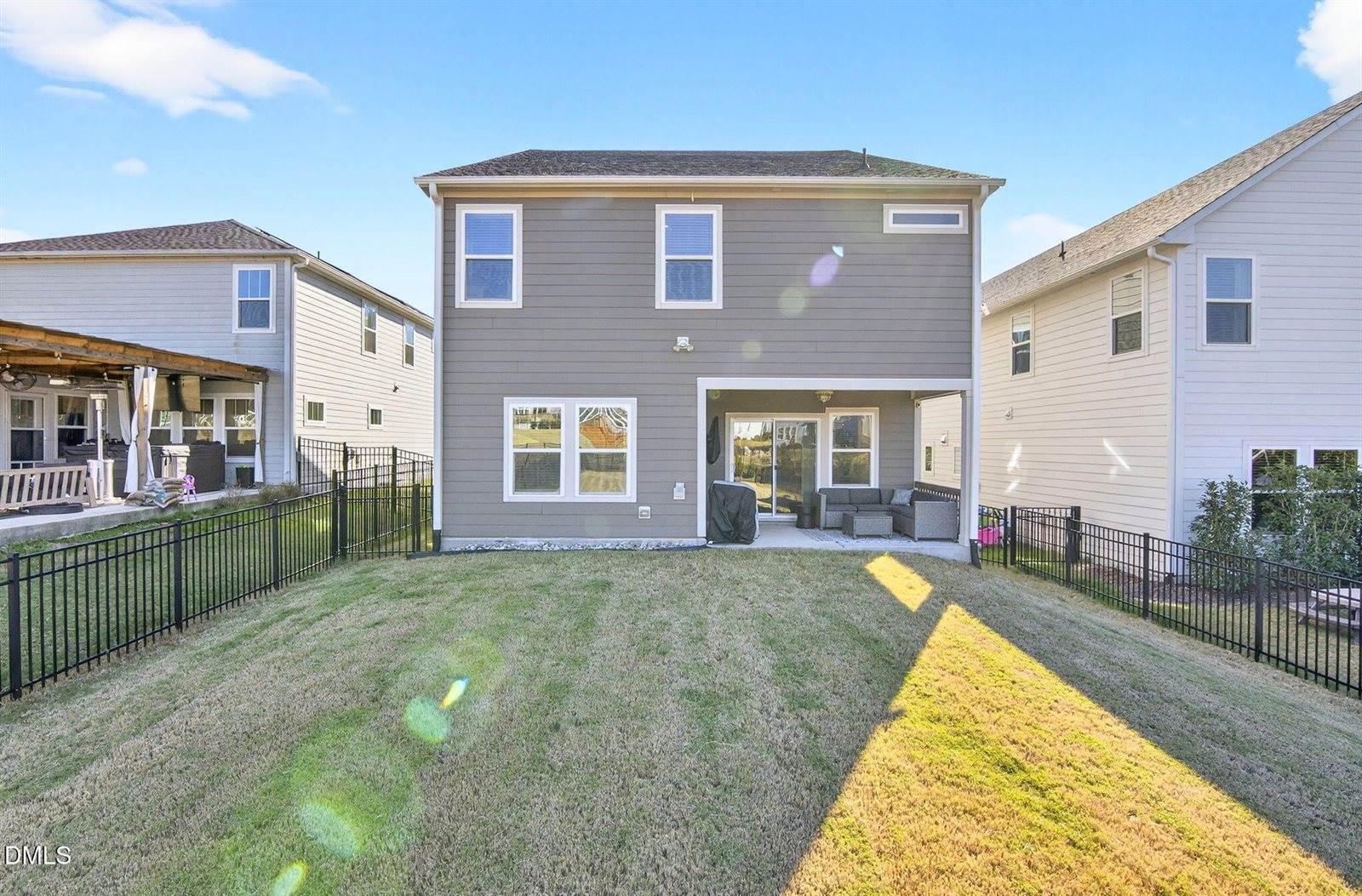 136 Azalea View Way, Holly Springs, NC 27540