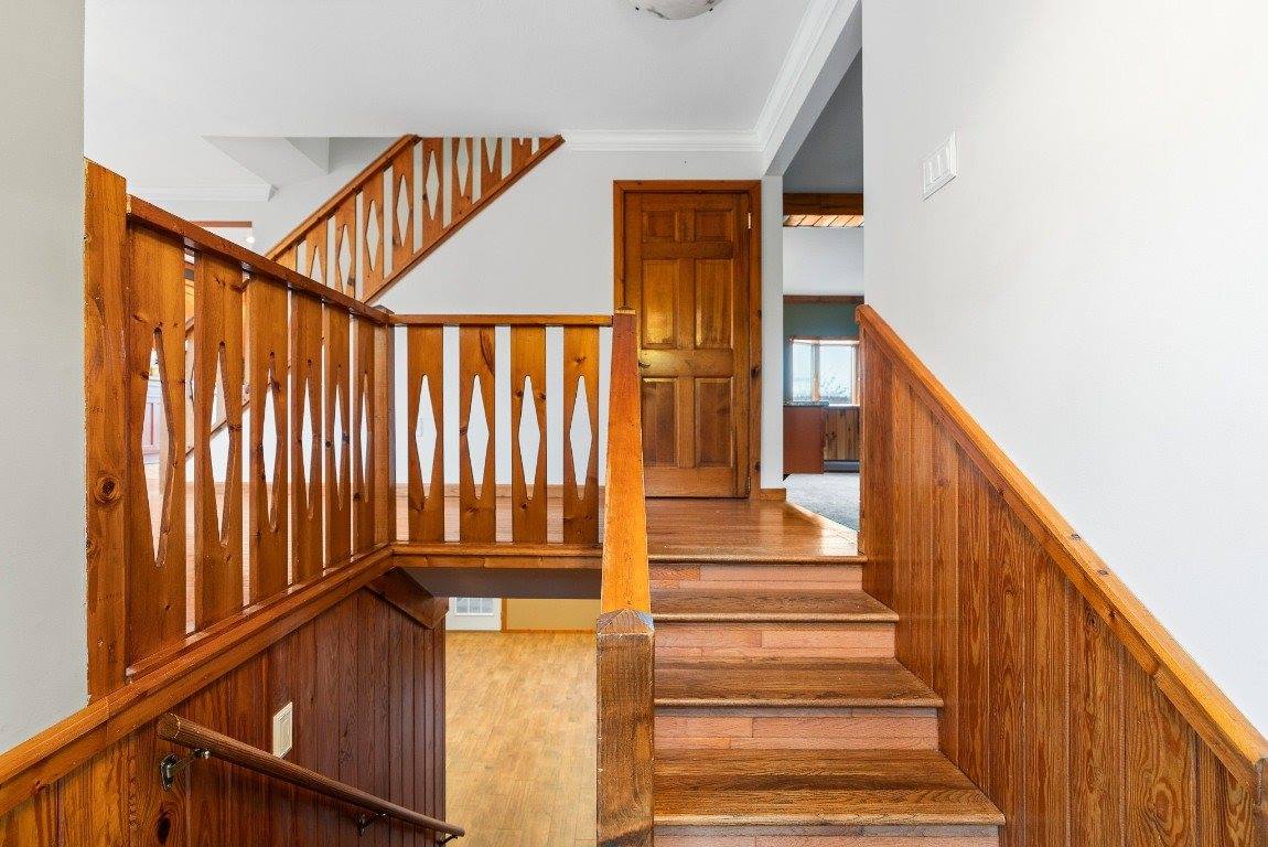 130 Baptist Hill Road, Hallstead, PA 18822