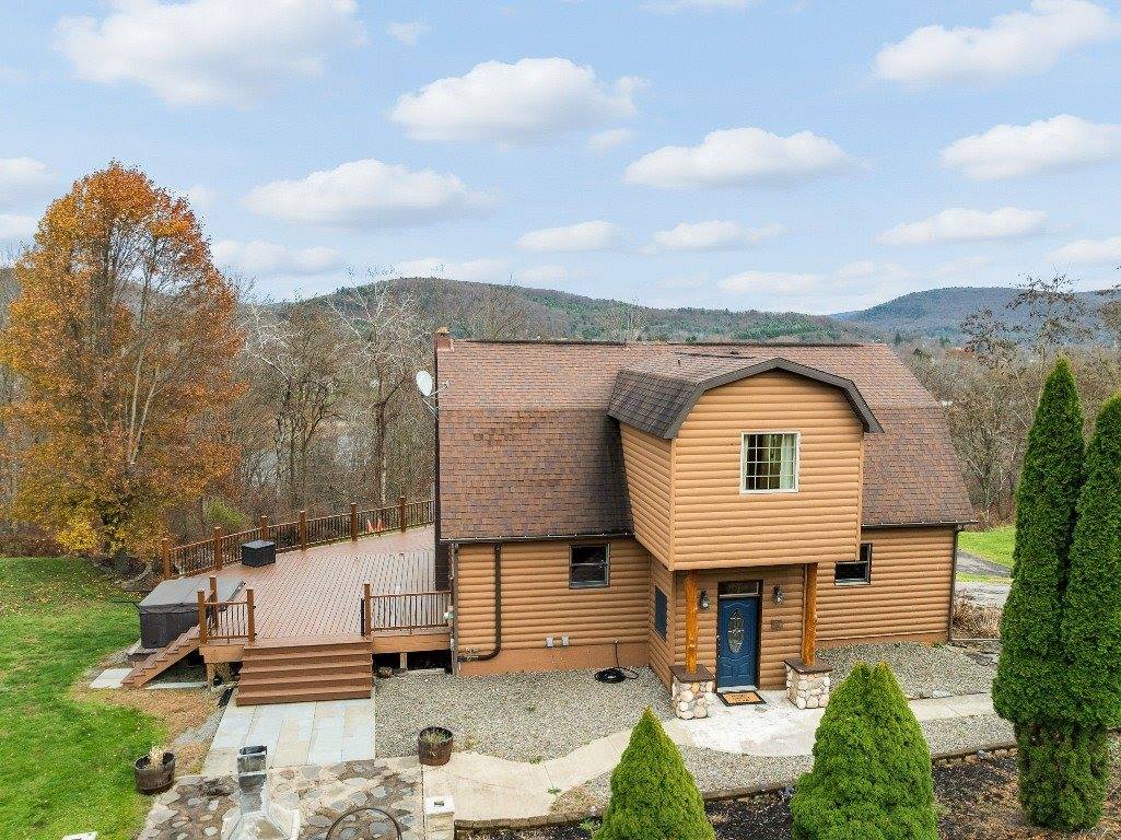 130 Baptist Hill Road, Hallstead, PA 18822