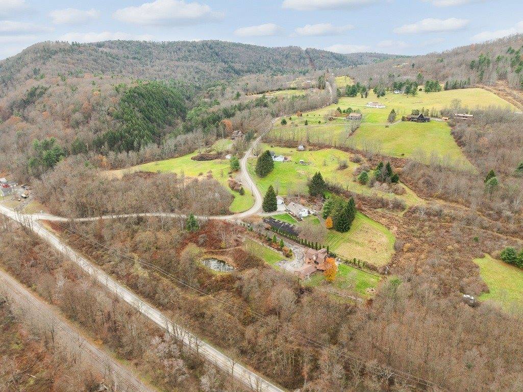 130 Baptist Hill Road, Hallstead, PA 18822