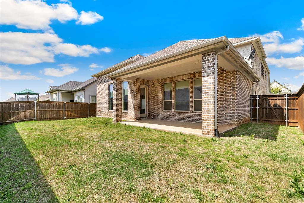 7742 Cooke Drive, Irving, TX 75063