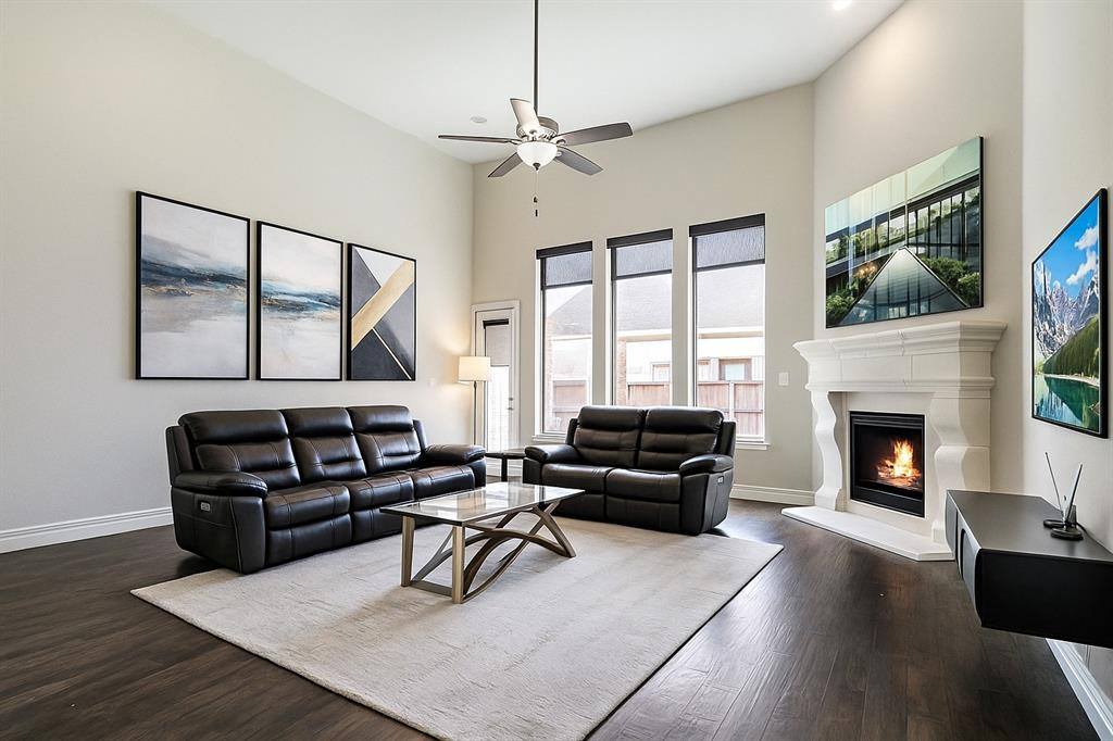 7742 Cooke Drive, Irving, TX 75063