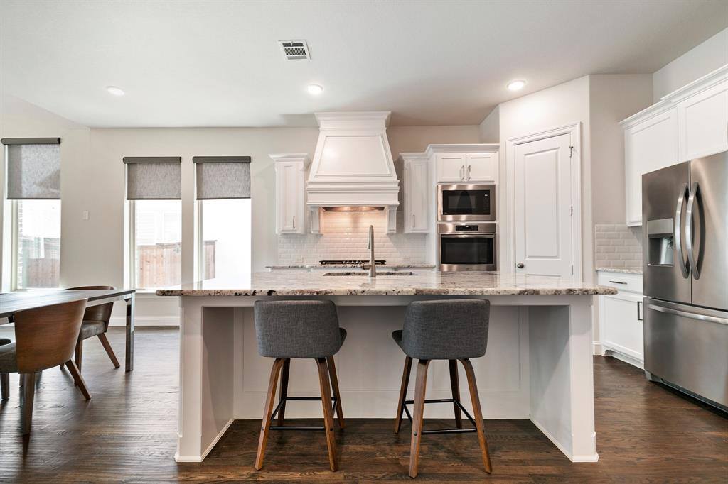 7742 Cooke Drive, Irving, TX 75063