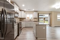 1803 25th Street West, Williston, ND 58801