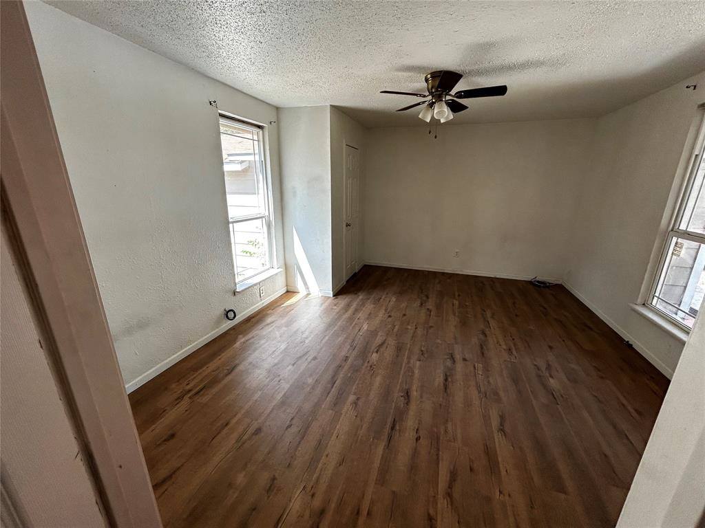 910 West Long Street, Stephenville, TX 76401