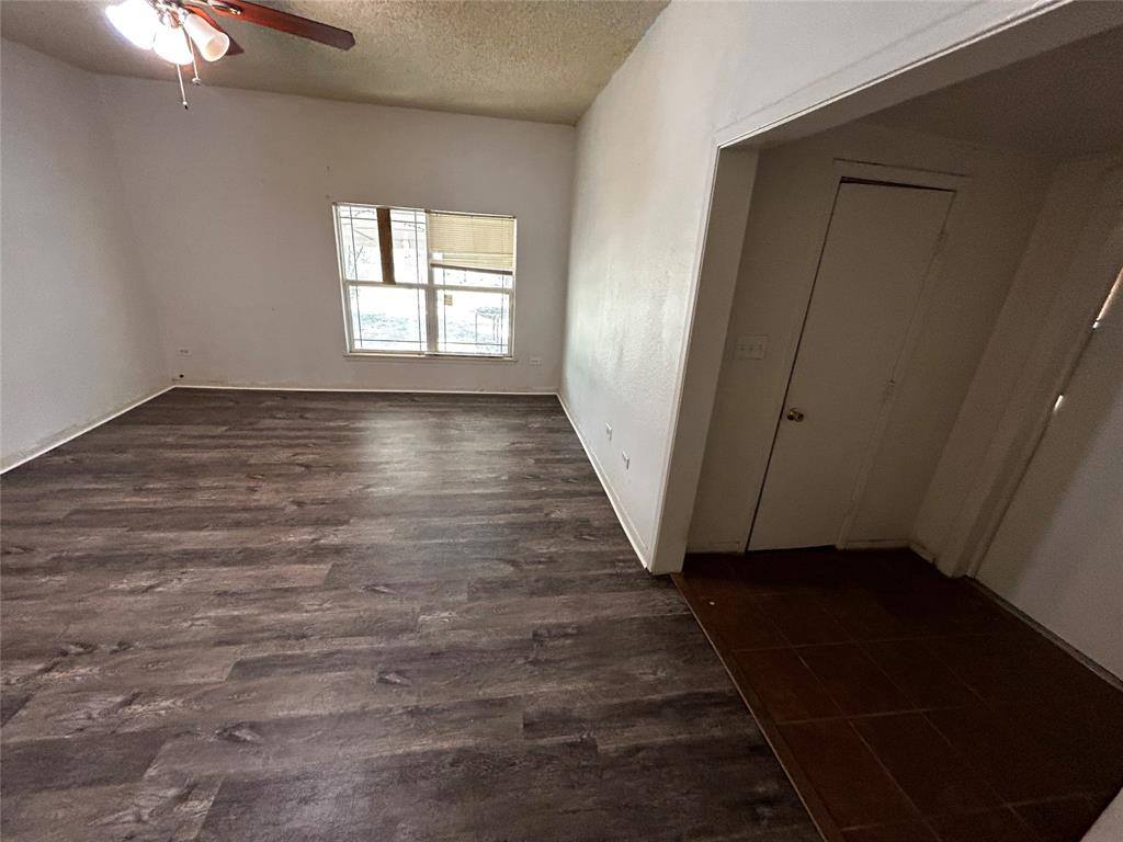 910 West Long Street, Stephenville, TX 76401