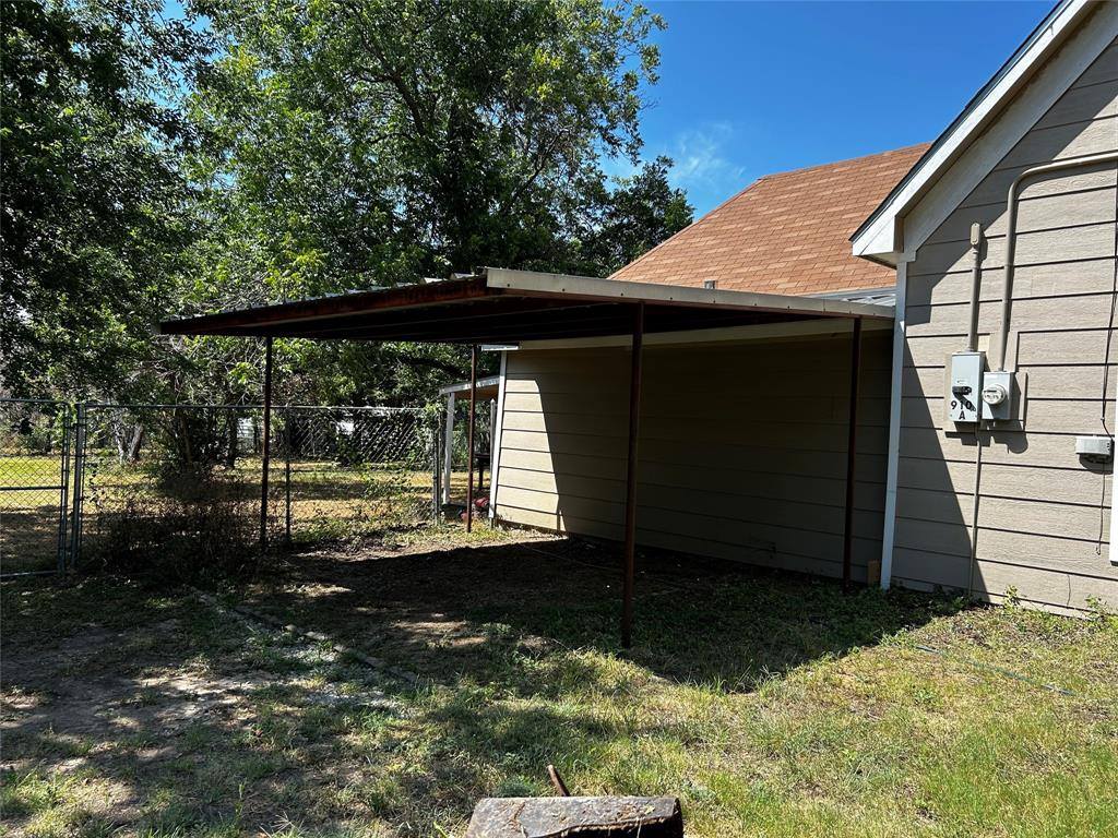 910 West Long Street, Stephenville, TX 76401