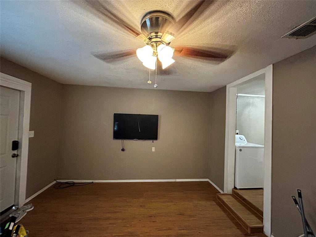 910 West Long Street, Stephenville, TX 76401