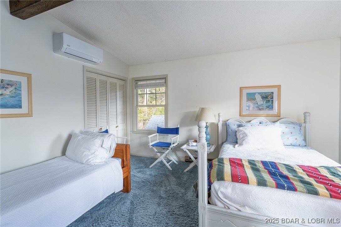 339 Hickory Hollow Road, Sunrise Beach, MO 65079