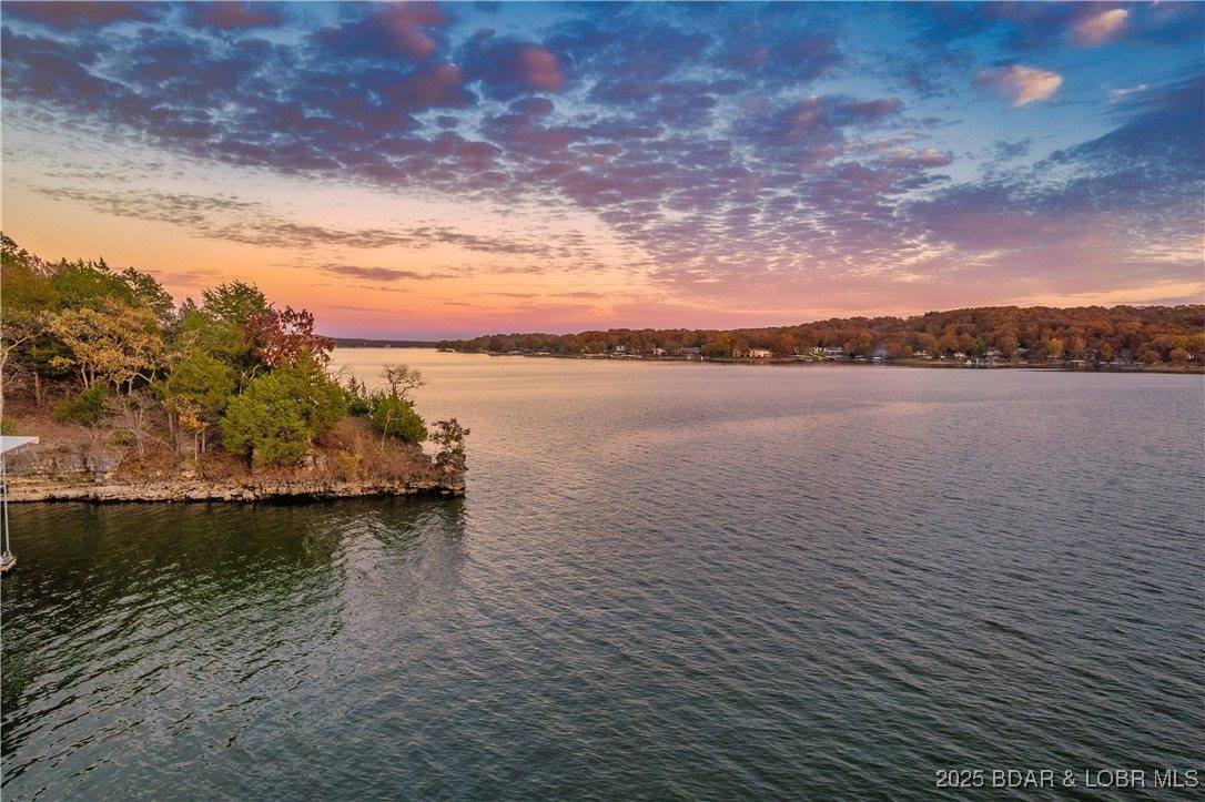 339 Hickory Hollow Road, Sunrise Beach, MO 65079