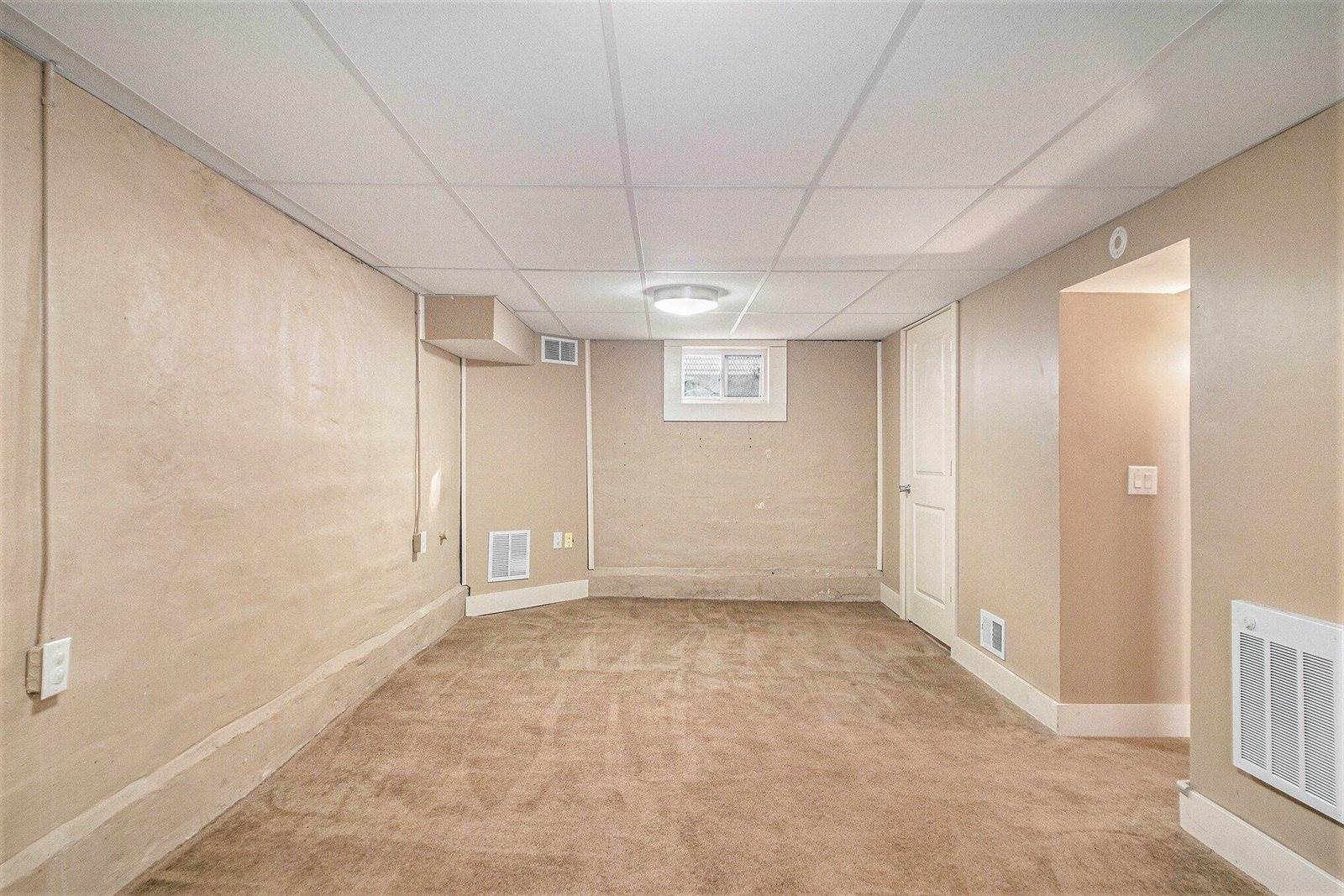 612 Woodridge Street NE, Grand Rapids, MI 49505