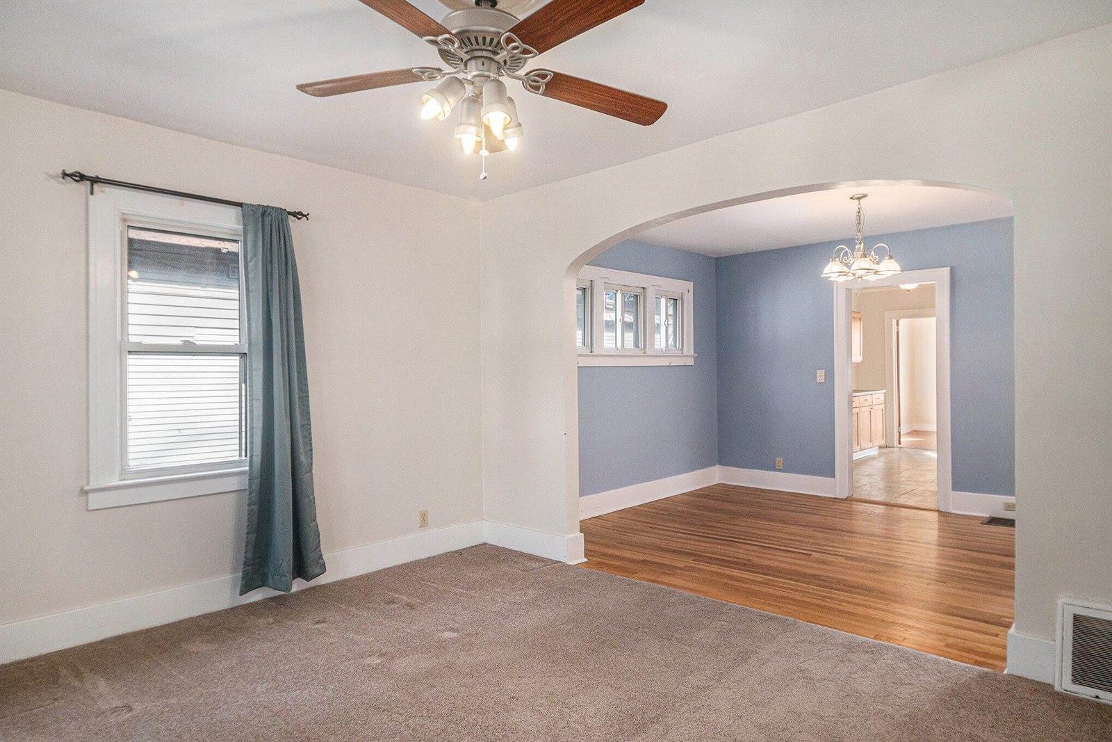 612 Woodridge Street NE, Grand Rapids, MI 49505