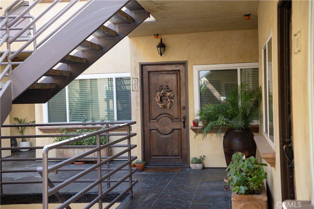 4128 Whitsett, Studio City, CA 91604