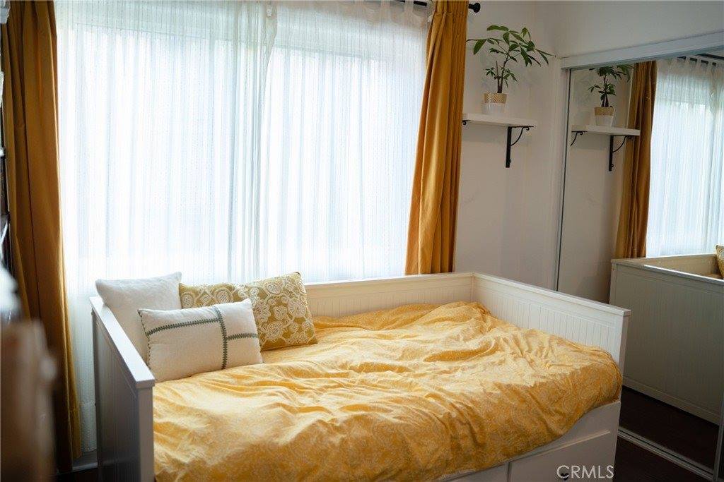 4128 Whitsett, Studio City, CA 91604