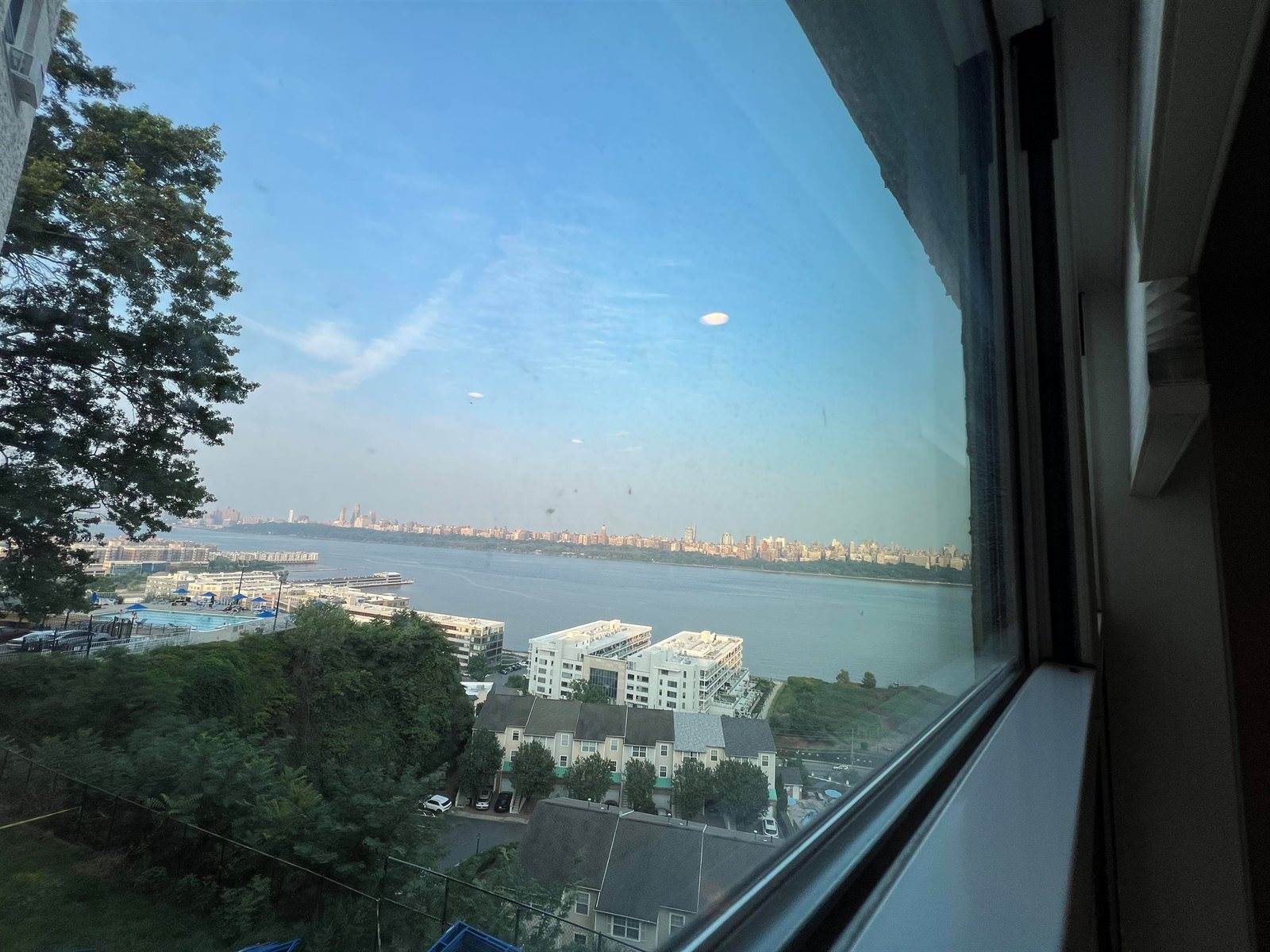 8550 Blvd East, North Bergen, NJ 07047