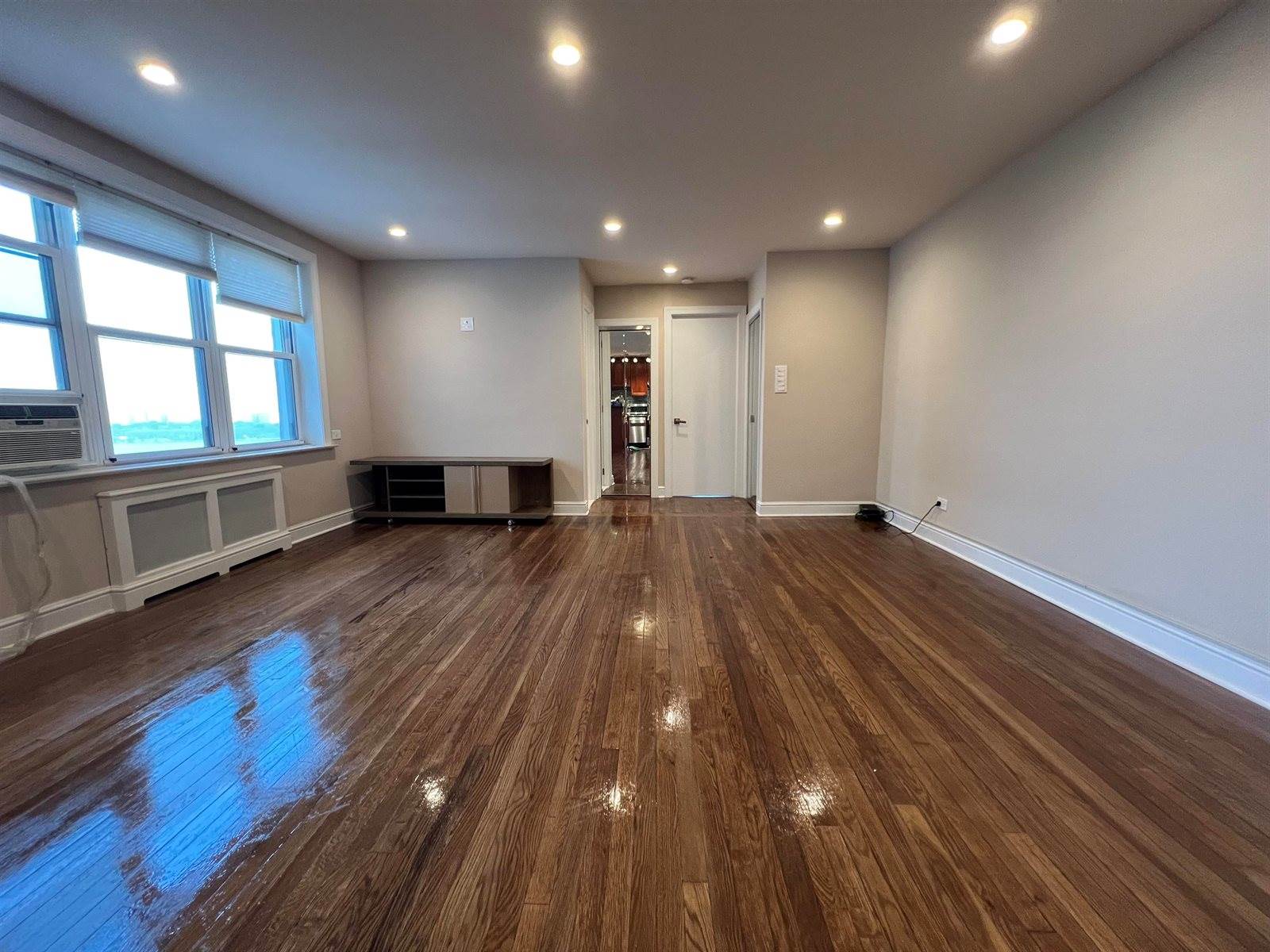 8550 Blvd East, North Bergen, NJ 07047