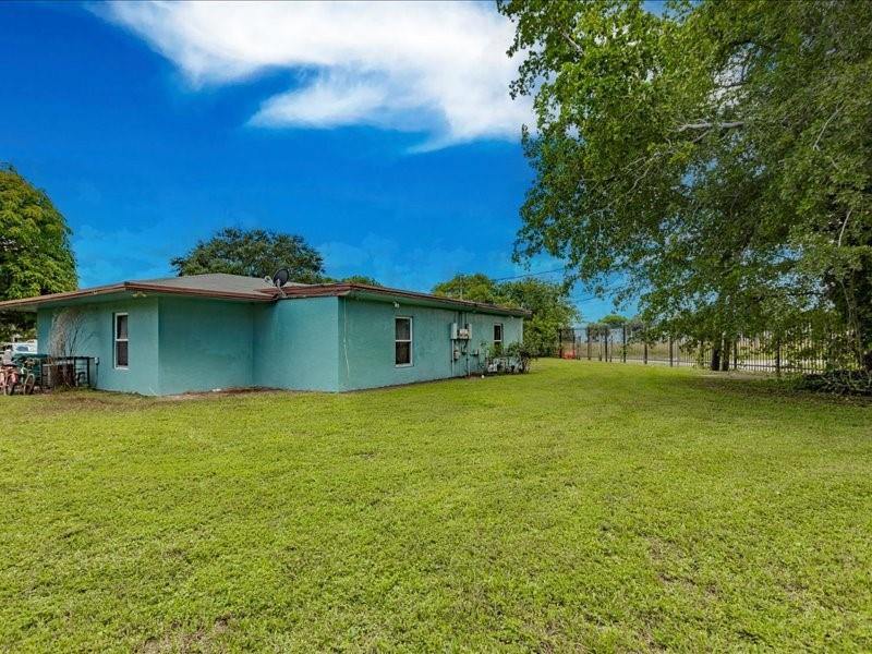 5201 NW 17th CT A, #A, Lauderhill, FL 33313