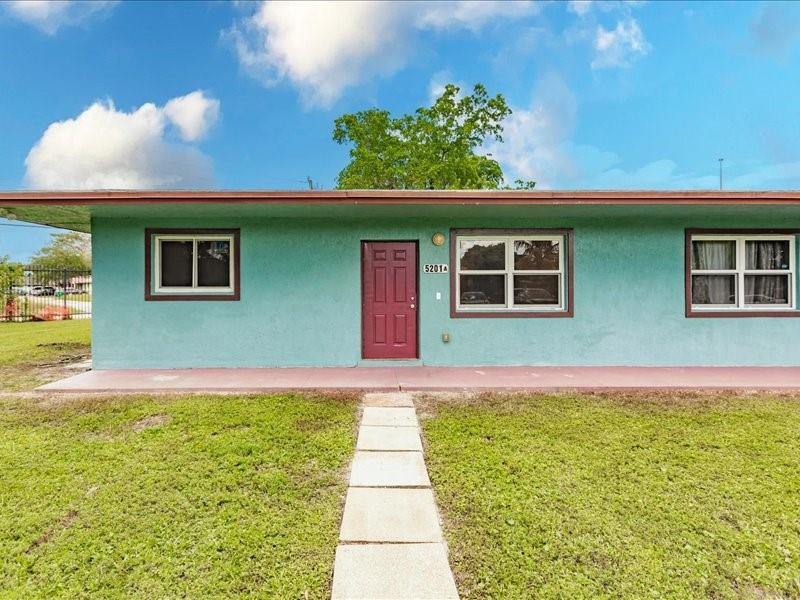 5201 NW 17th CT A, #A, Lauderhill, FL 33313