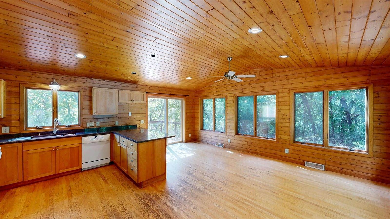 W7724 Deep Pond Rd, Whitewater, WI 53190