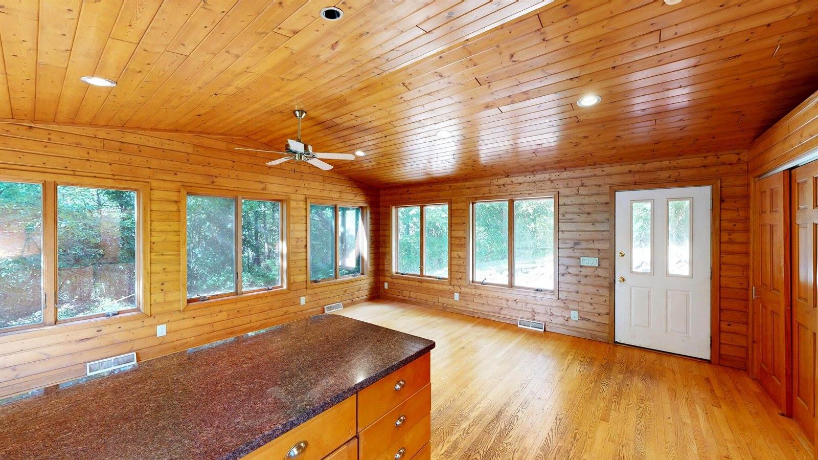 W7724 Deep Pond Rd, Whitewater, WI 53190