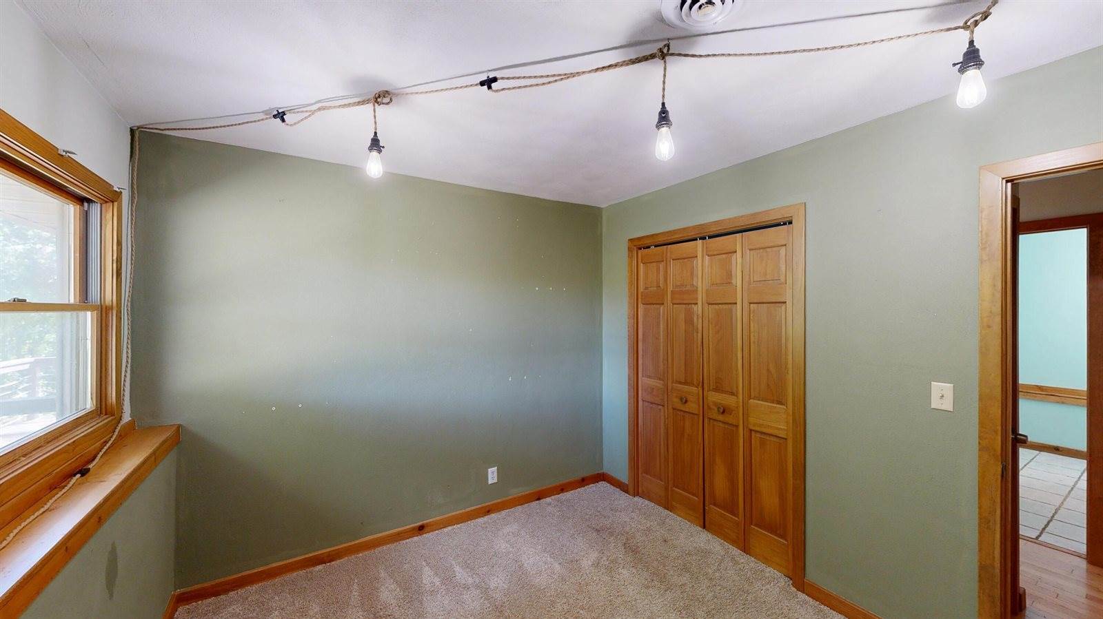 W7724 Deep Pond Rd, Whitewater, WI 53190