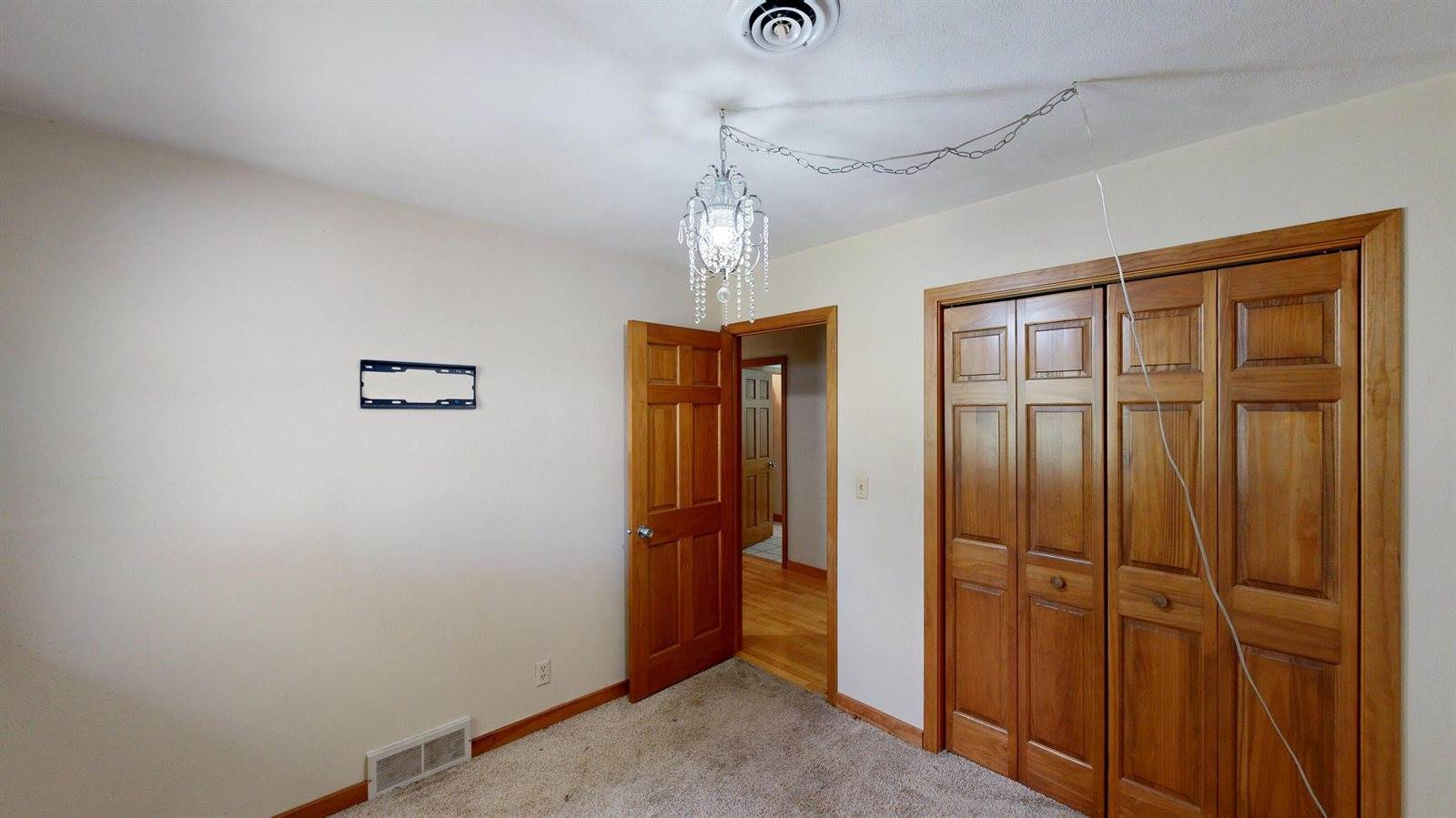 W7724 Deep Pond Rd, Whitewater, WI 53190