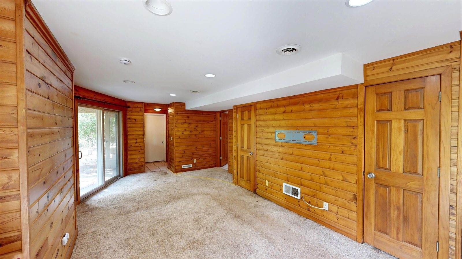 W7724 Deep Pond Rd, Whitewater, WI 53190