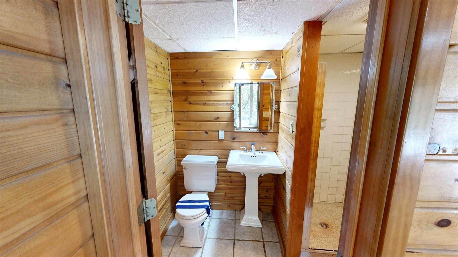 W7724 Deep Pond Rd, Whitewater, WI 53190