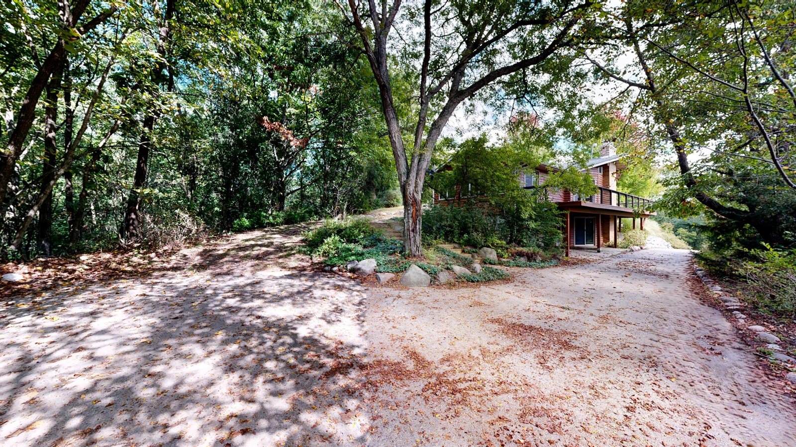 W7724 Deep Pond Rd, Whitewater, WI 53190