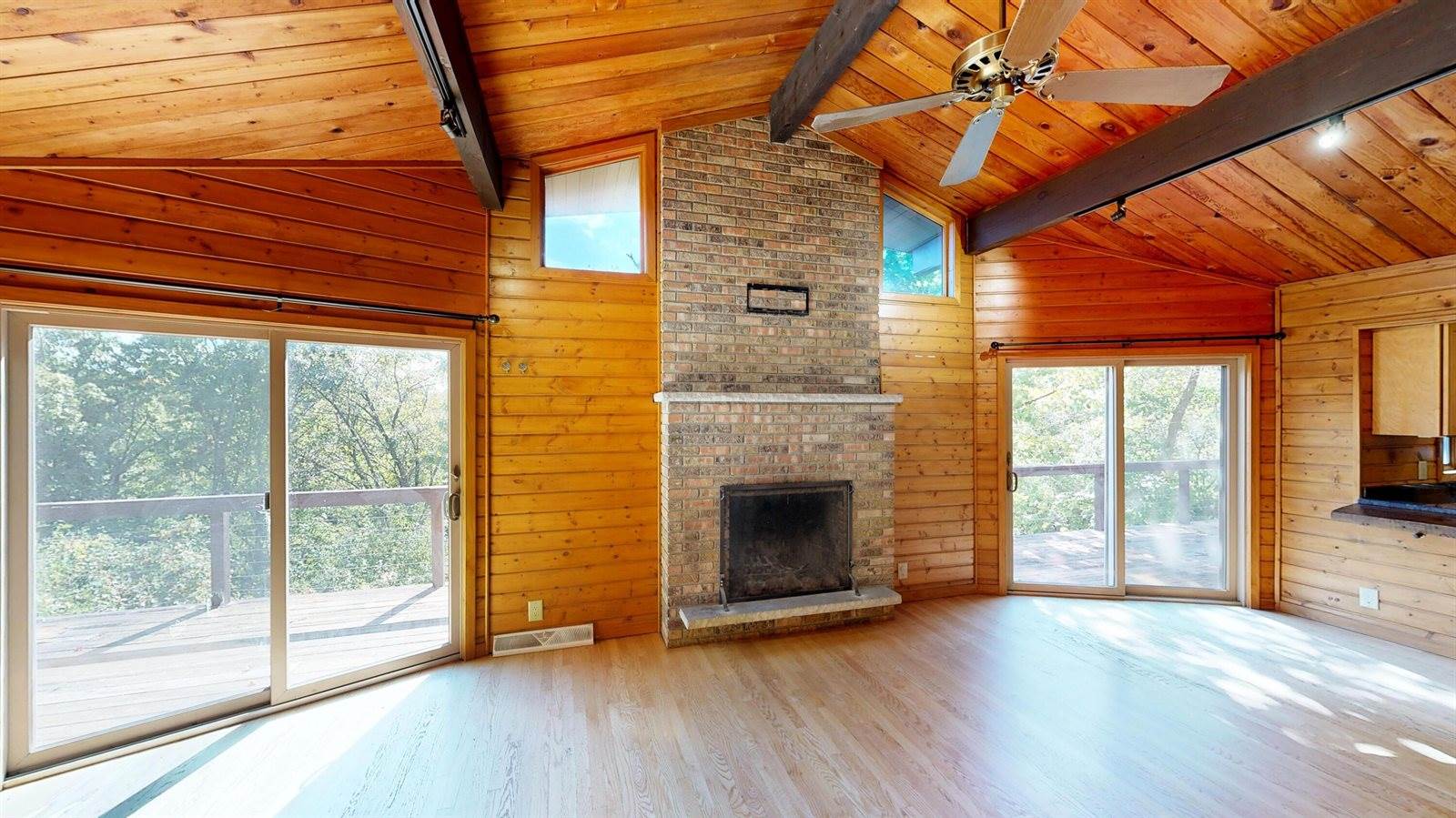 W7724 Deep Pond Rd, Whitewater, WI 53190