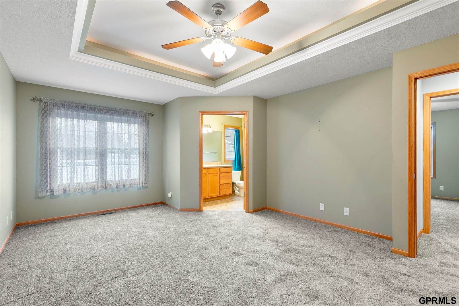 1753 North Columbia Avenue, Seward, NE 68434