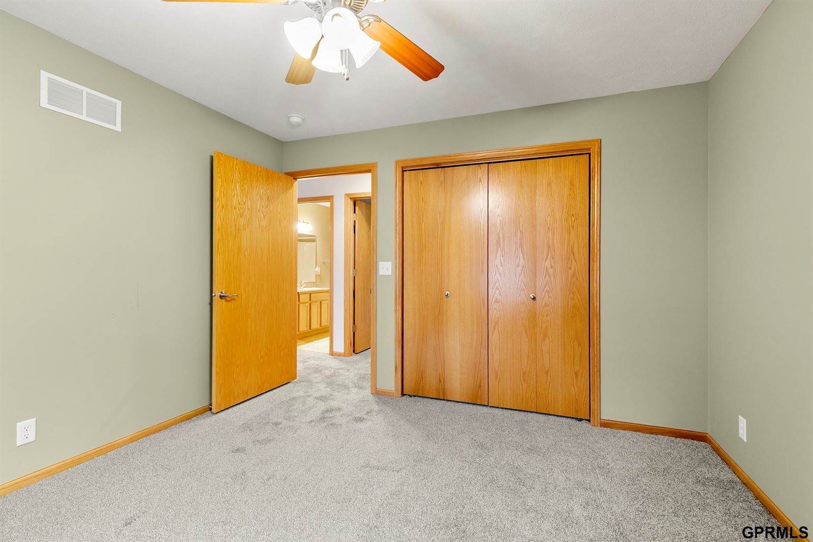 1753 North Columbia Avenue, Seward, NE 68434