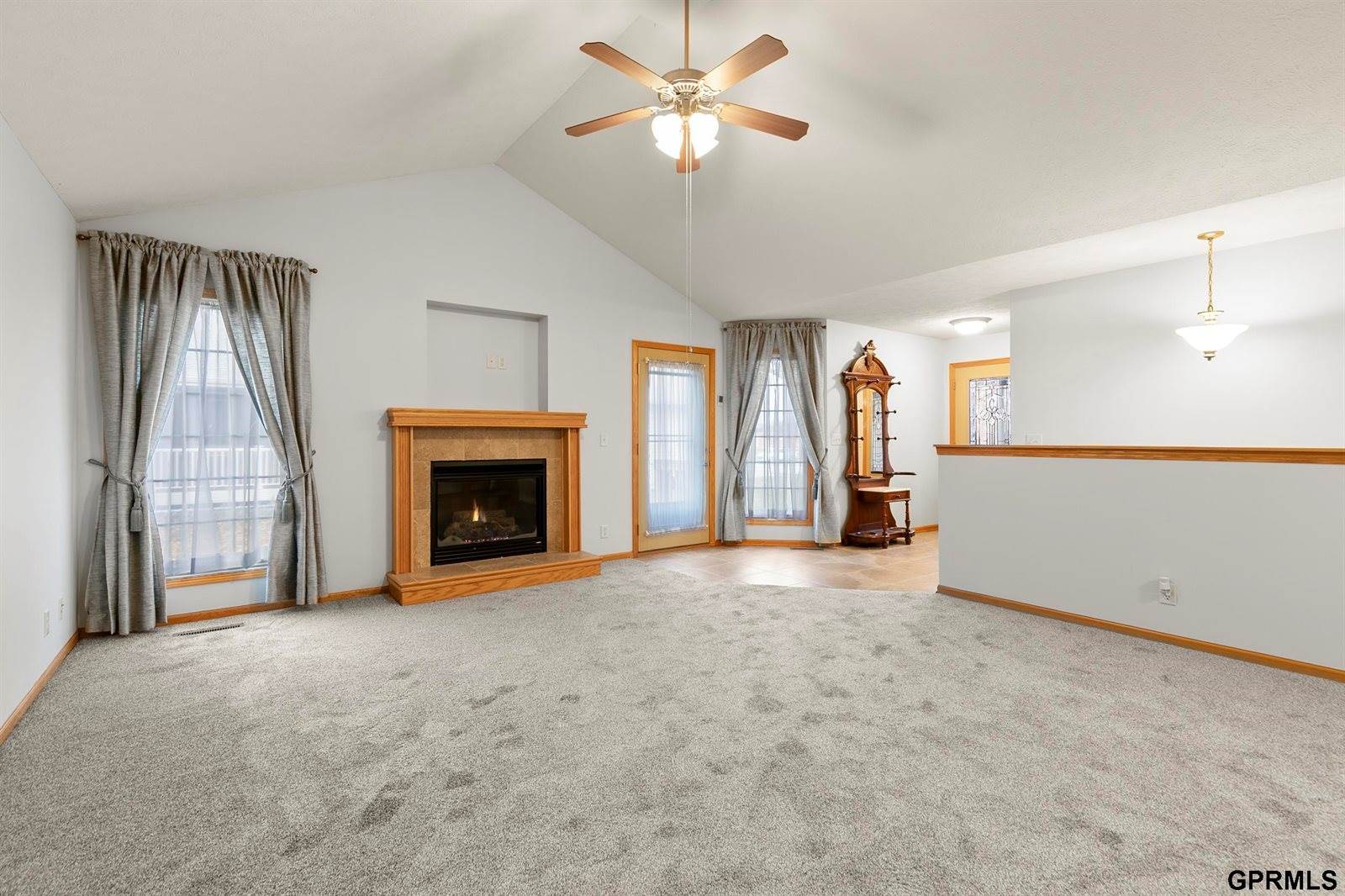 1753 North Columbia Avenue, Seward, NE 68434