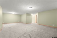 1753 North Columbia Avenue, Seward, NE 68434