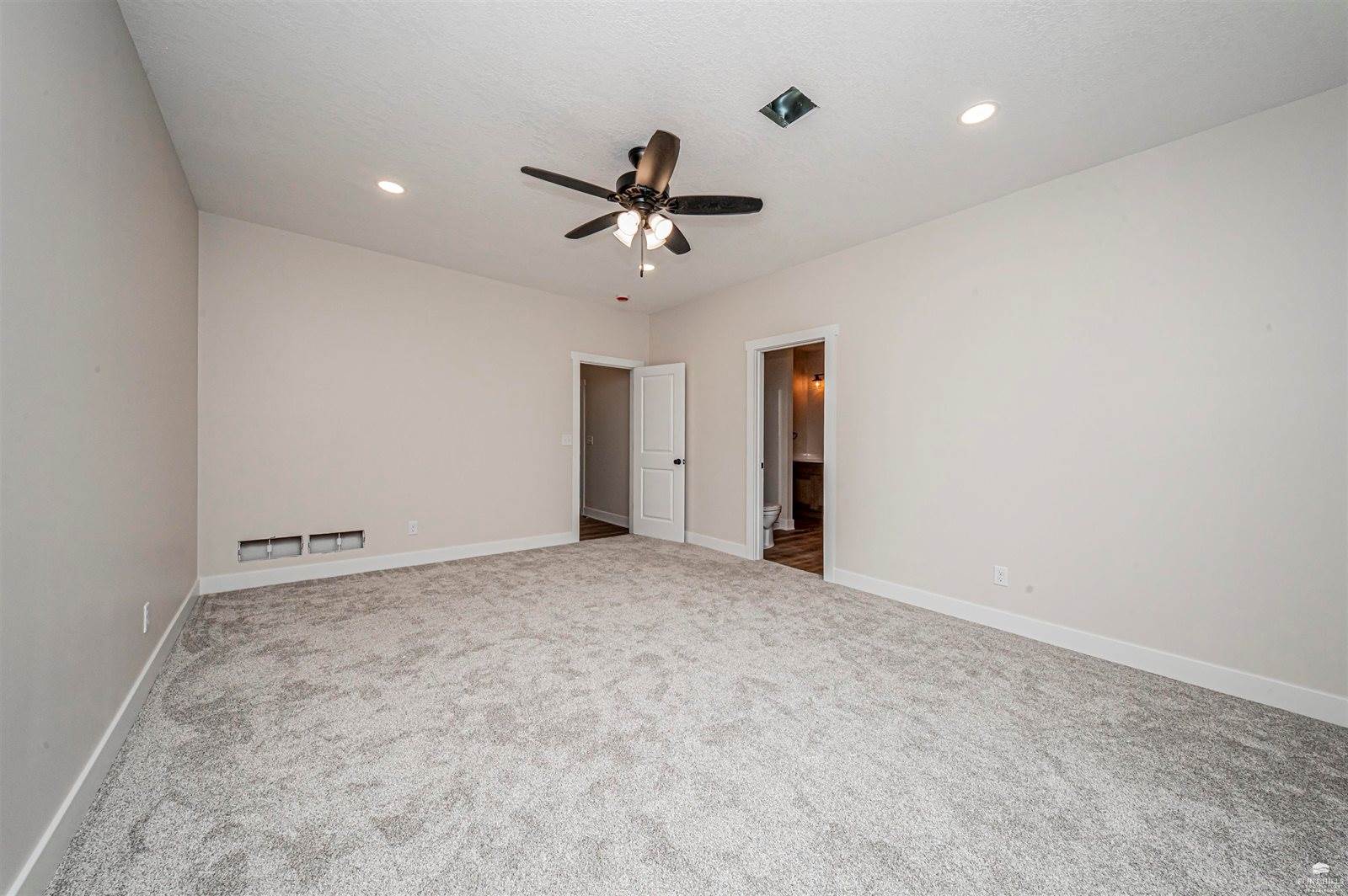 2539 Harrier Drive, Junction City, KS 66441