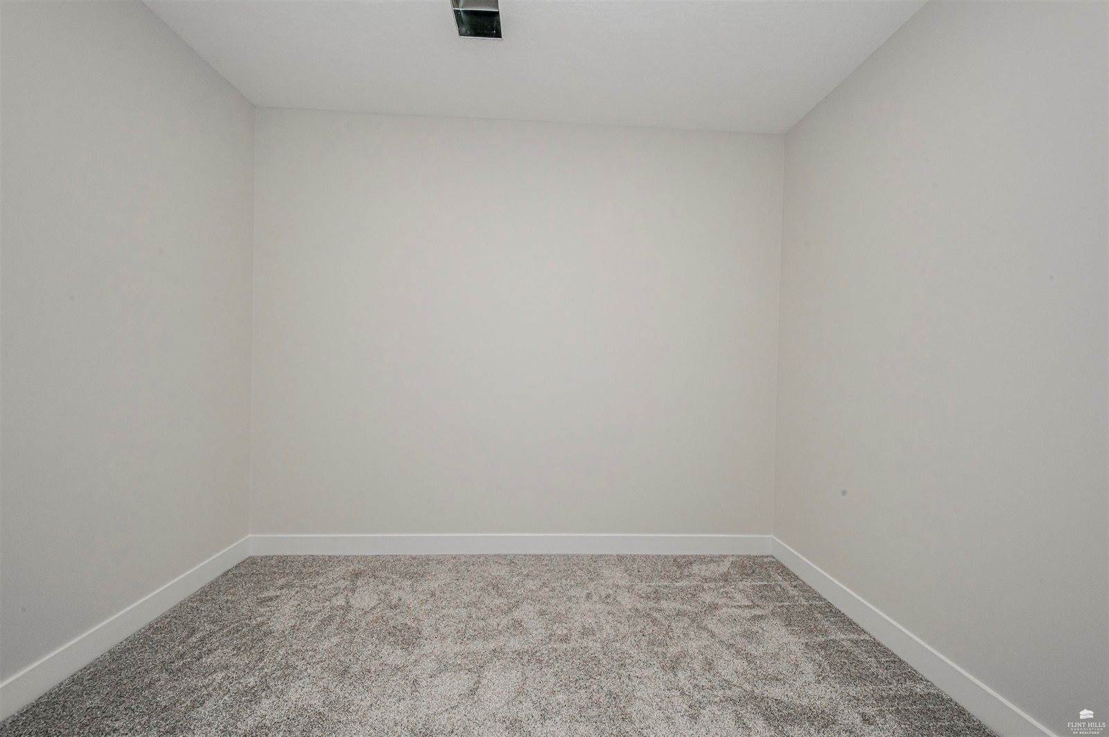 2539 Harrier Drive, Junction City, KS 66441