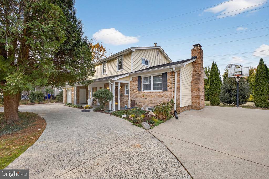 11500 Deborah Drive, Potomac, MD 20854