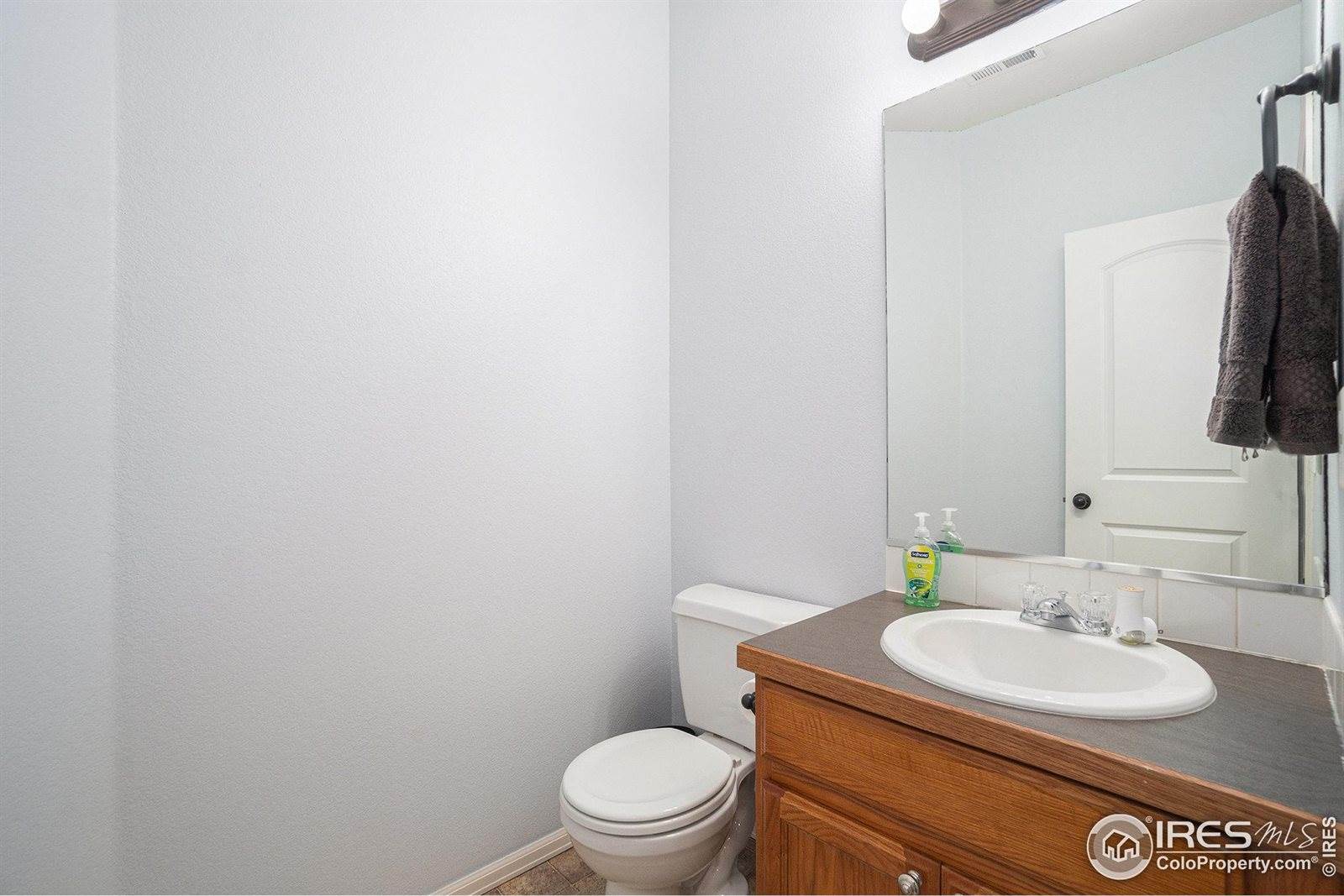 3231 Tamarac Ln, Johnstown, CO 80534