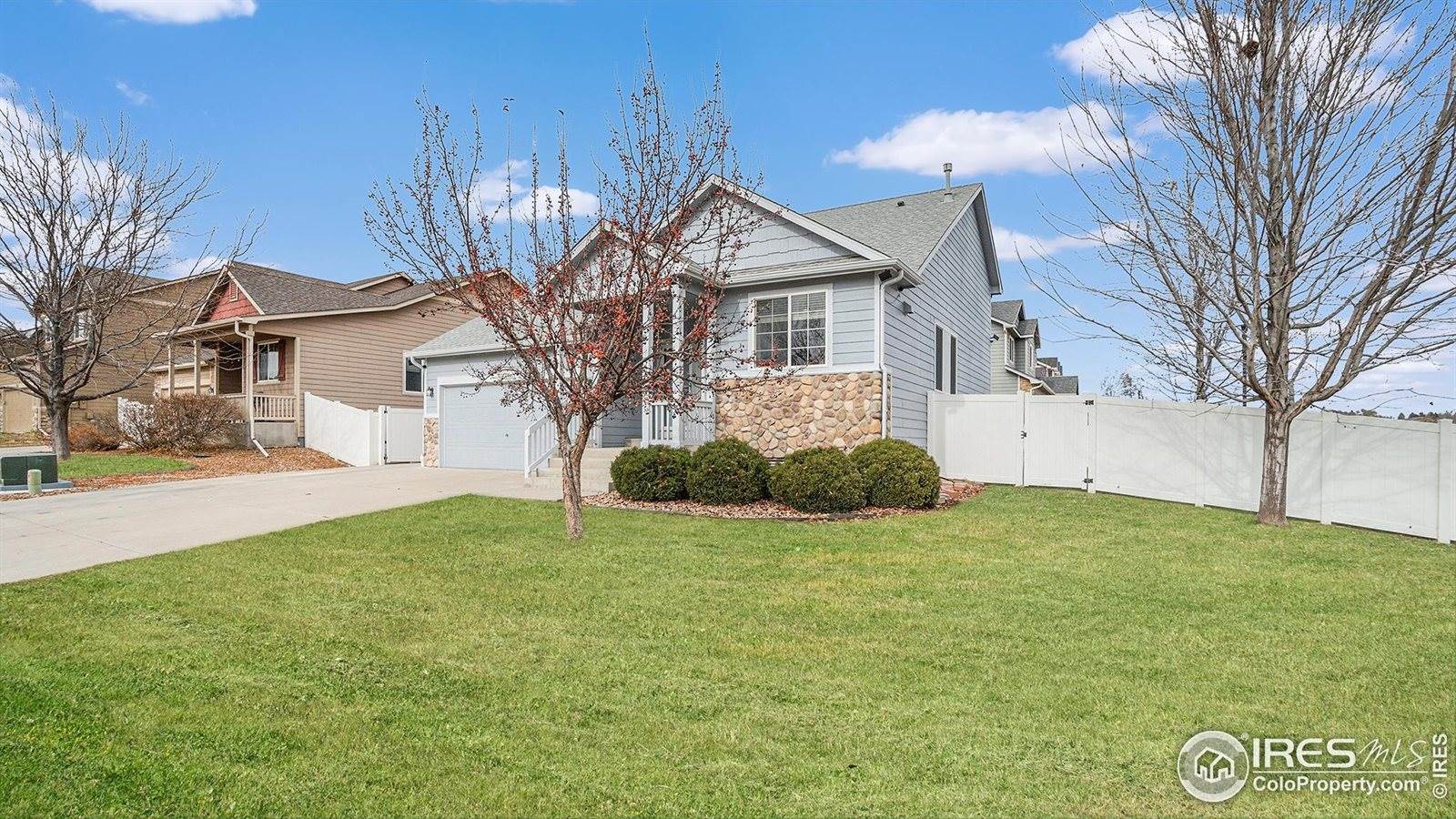 3231 Tamarac Ln, Johnstown, CO 80534