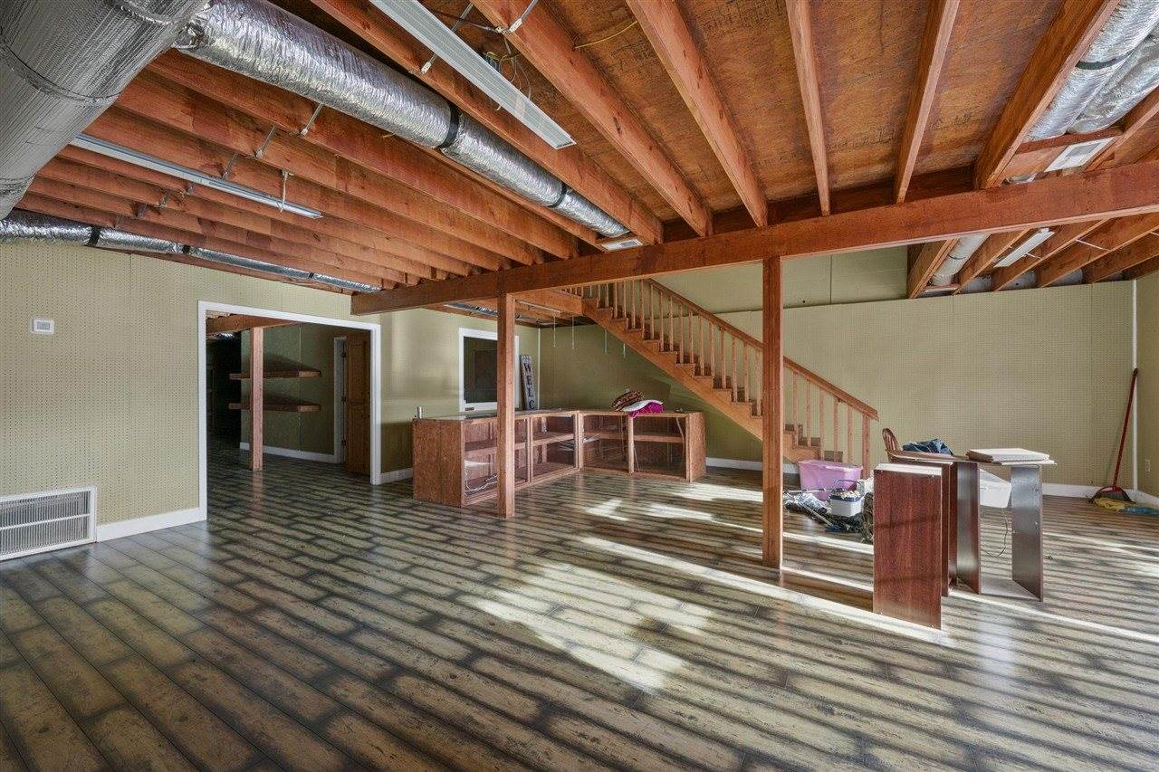 3073 South Highway 431, Beechmont, KY 42323