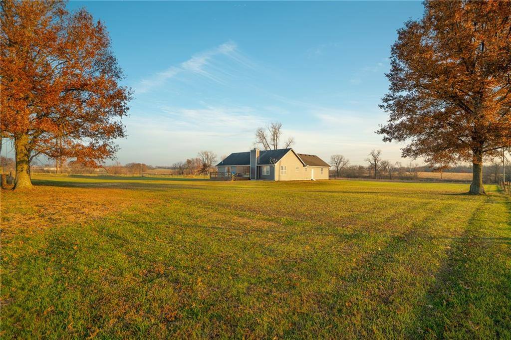 1260 State Route TT N/A, Butler, MO 64730