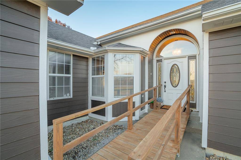 1260 State Route TT N/A, Butler, MO 64730