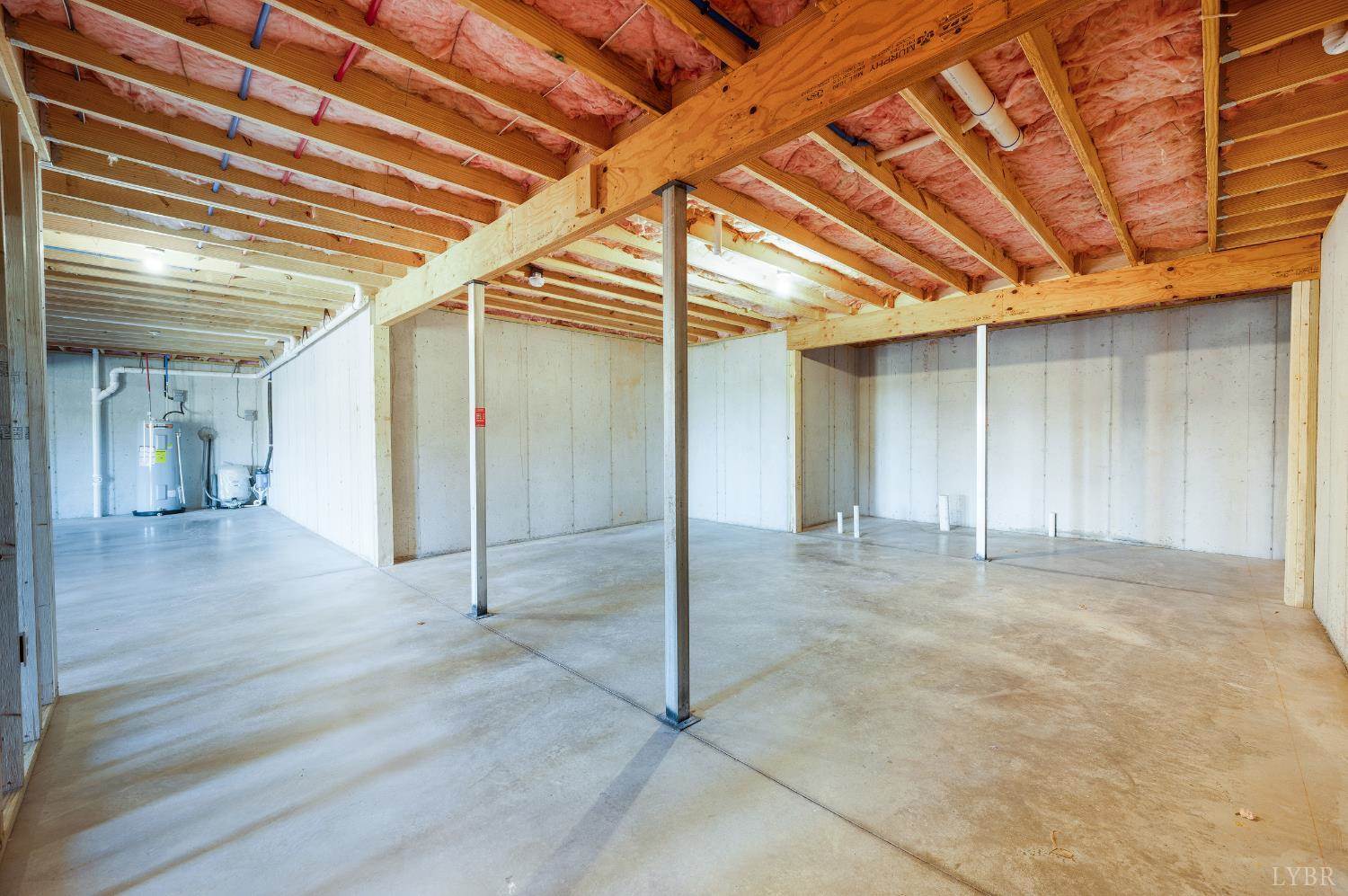 10556 Leesville Road, Lynch Station, VA 24571