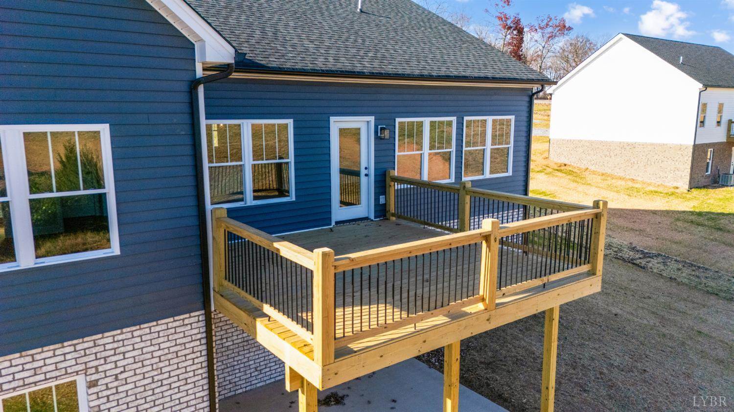 10556 Leesville Road, Lynch Station, VA 24571