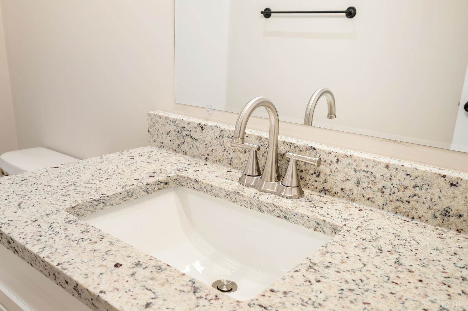 10556 Leesville Road, Lynch Station, VA 24571