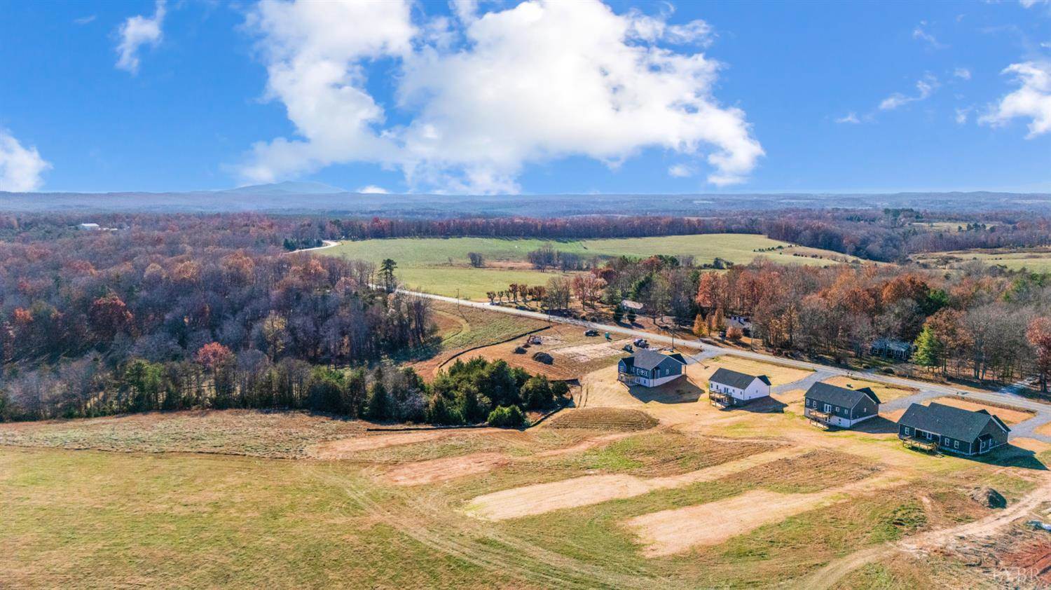 10556 Leesville Road, Lynch Station, VA 24571